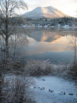 Our harbour in the snow-400.jpg